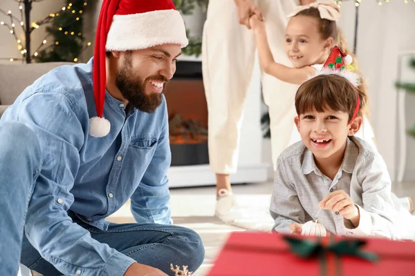 Father His Little Son Christmas Balls Home — Stock Photo, Image