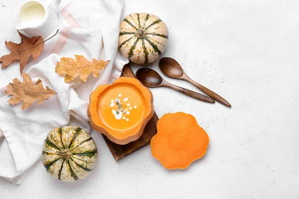 Tasty Soup Served Pumpkin White Background — Stock Photo, Image