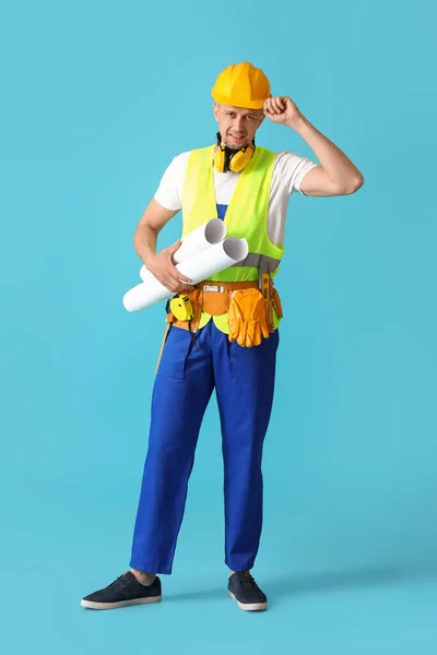 Constructor Masculino Con Dibujos Sobre Fondo Color — Foto de Stock