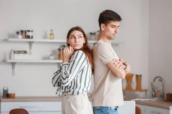 Upset Young Woman Her Boyfriend Quarrel Kitchen — Stock Photo, Image