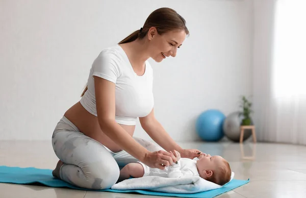 Young Pregnant Woman Her Little Baby Gym — Stock Photo, Image