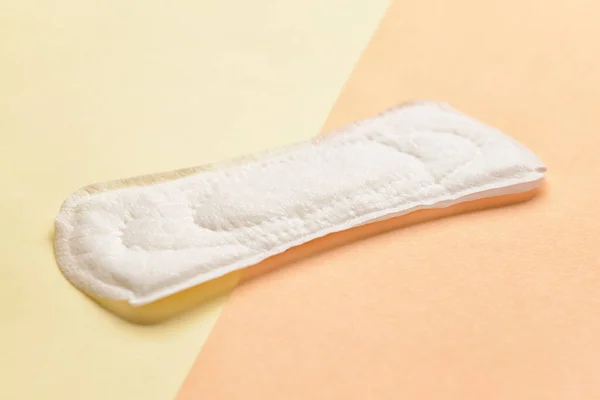 Menstruációs Pad Sárga Alapon — Stock Fotó