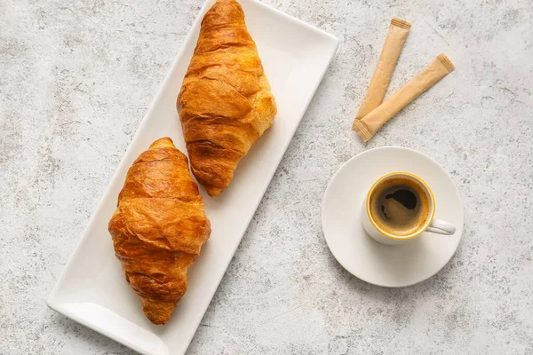 Plate Delicious Croissants Cup Coffee Light Background — Stock Photo, Image