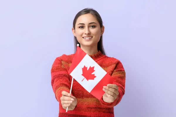 Jovem Com Bandeira Nacional Canadá Fundo Cor — Fotografia de Stock