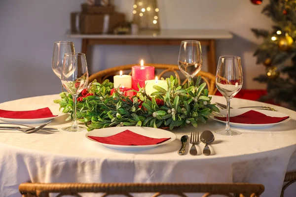 Schöne Tischdekoration Für Das Weihnachtsessen Hause — Stockfoto