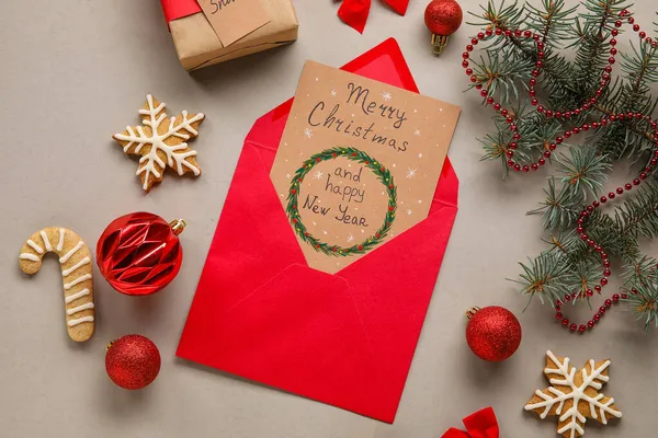 Fenyőfa Ajándék Üdvözlőlap Szöveggel Merry Karácsonyok Happy Szürke Alapon — Stock Fotó