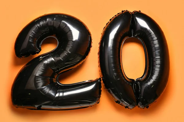 Figure Made Balloons Orange Background — Stock Photo, Image