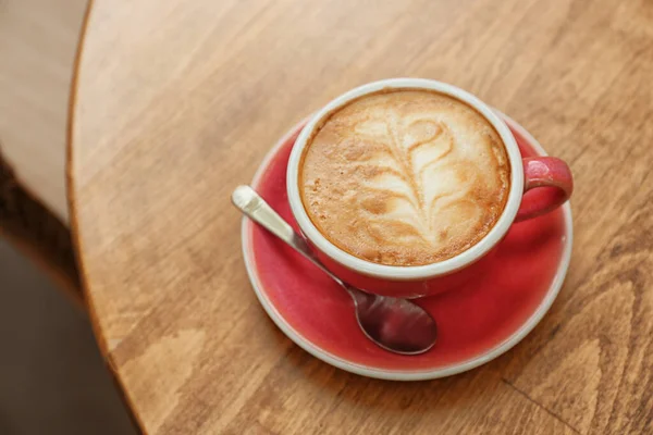 Tasse Leckeren Kaffee Auf Dem Tisch Café — Stockfoto