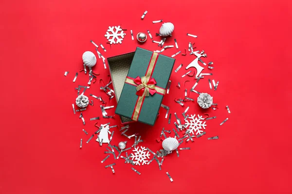 Opened Gift Box Christmas Decor Color Background — Stock Photo, Image