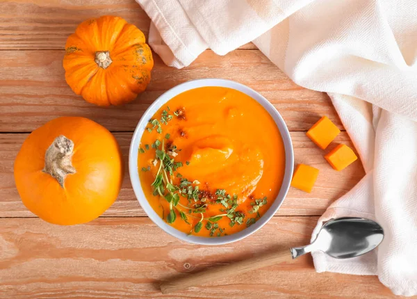 Bowl Tasty Pumpkin Cream Soup Wooden Background — Stock Photo, Image