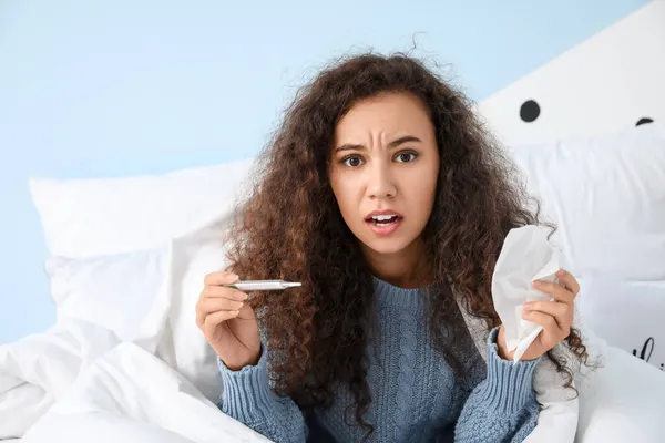 African American Woman Ill Flu Bed Home — Stock Photo, Image