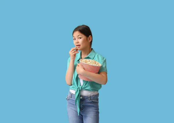Cute Girl Eating Popcorn Blue Background — Stock Photo, Image