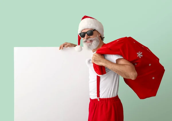 Cool Santa Claus Blank Poster Bag Color Background — Stock Photo, Image