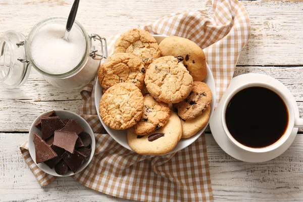 Bowl Tasty Homemade Cookies Chocolate Chips Cup Coffee White Wooden — Stock Photo, Image