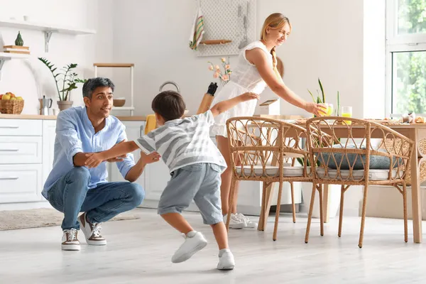 Little Boy His Father Having Fun Dinner Kitchen — Stock Photo, Image