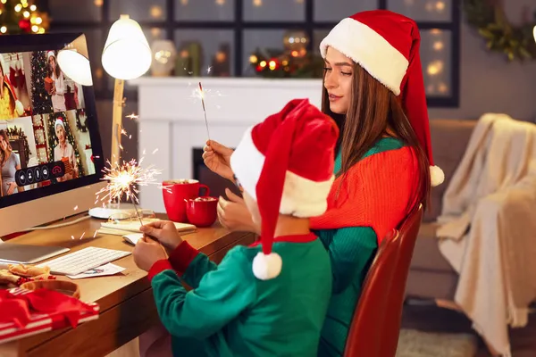 Little Boy His Mother Video Chatting Home Christmas Eve Due — Stock Photo, Image