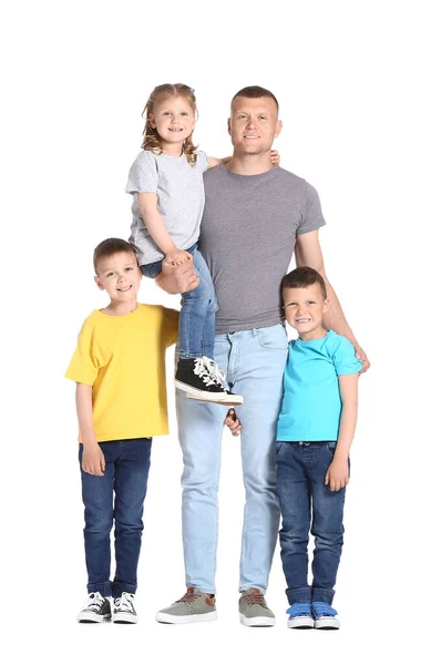 Portret Van Vader Met Kleine Kinderen Geïsoleerd Wit — Stockfoto