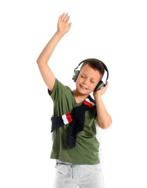 Ένα Αγόρι Που Χορεύει Ακούγοντας Μουσική Απομονωμένο Στα Λευκά — Φωτογραφία Αρχείου