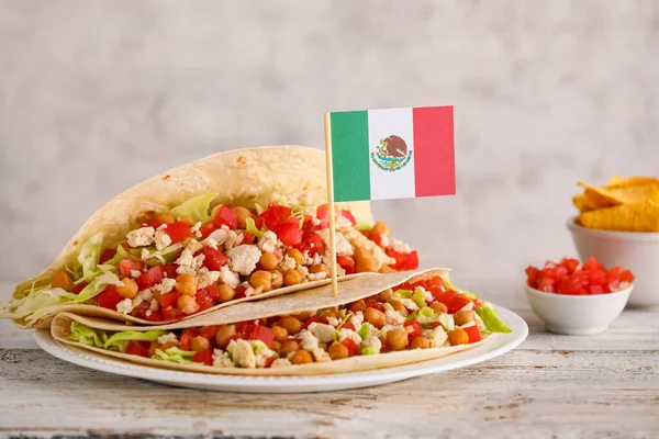 Mexican tacos plate images libres de droit, photos de Mexican tacos plate