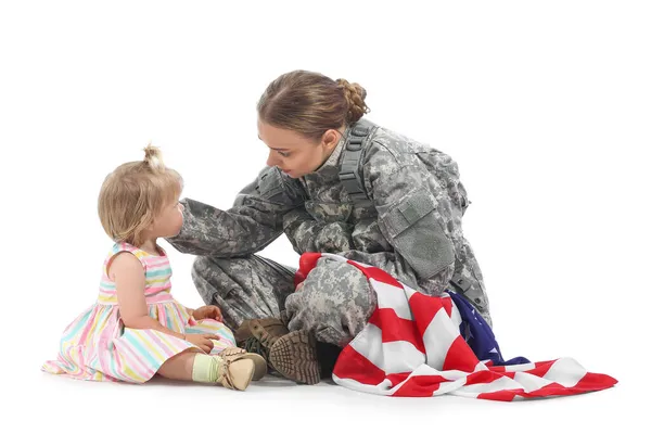 Tentara Wanita Dengan Bendera Usa Dan Bayi Perempuannya Dengan Latar — Stok Foto