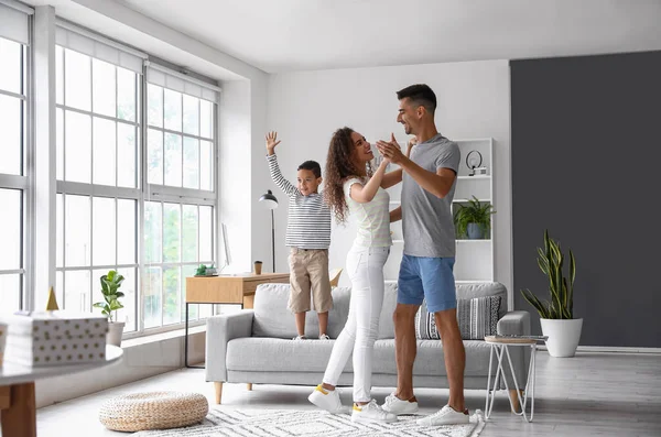 Happy Interracial Family Dancing Home — Stock Photo, Image