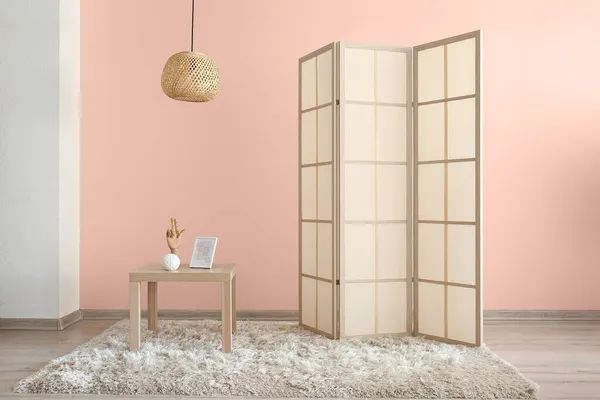 Stylish Folding Screen Small Table Wall Room — Stock Photo, Image