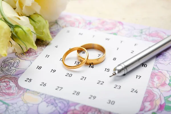 Hermosa Composición Con Calendario Bodas Mesa —  Fotos de Stock