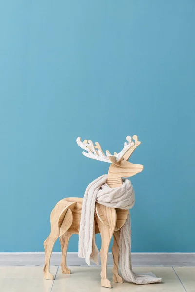 Wooden Reindeer Scarf Blue Wall — Stock Photo, Image