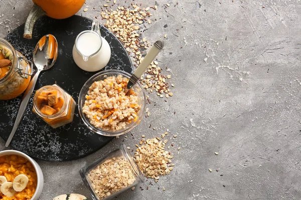 Bowl Tasty Oatmeal Pumpkin Ingredients Grunge Background — Stock Photo, Image