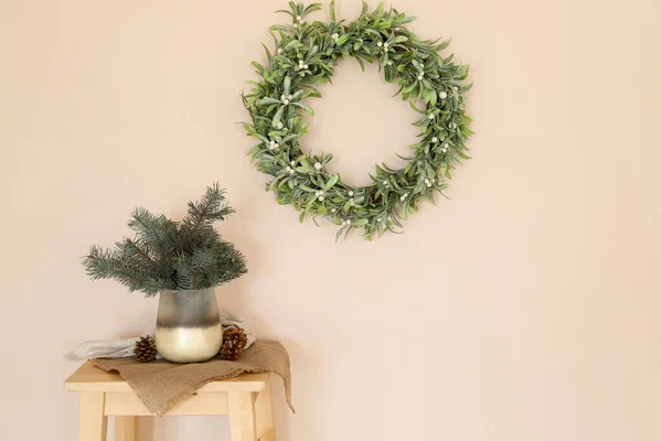 Christmas Decor Table Wall Mistletoe Wreath — Stock Photo, Image