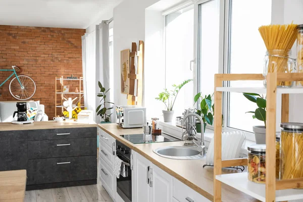 Studio Appartement Met Moderne Keuken — Stockfoto