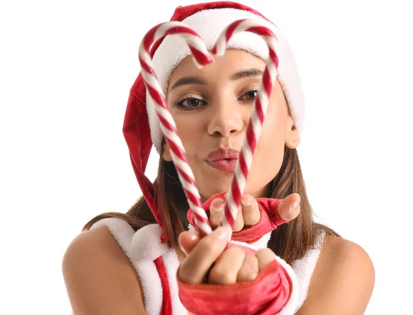 Mooie Vrouw Santa Kostuum Met Snoep Stokken Witte Achtergrond — Stockfoto