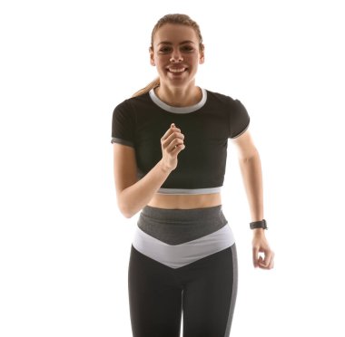 Beyaz arka planda sportif çalışan kadın