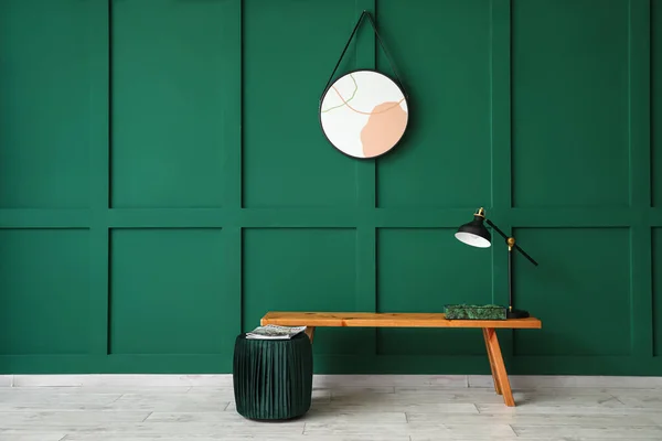 Wooden Bench Decorative Moss Lamp Pouf Green Wall — Stock Photo, Image