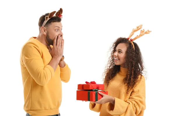 Happy Couple Christmas Gifts White Background — Stock Photo, Image