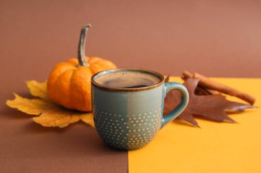 Renkli balkabağı kahvesi.