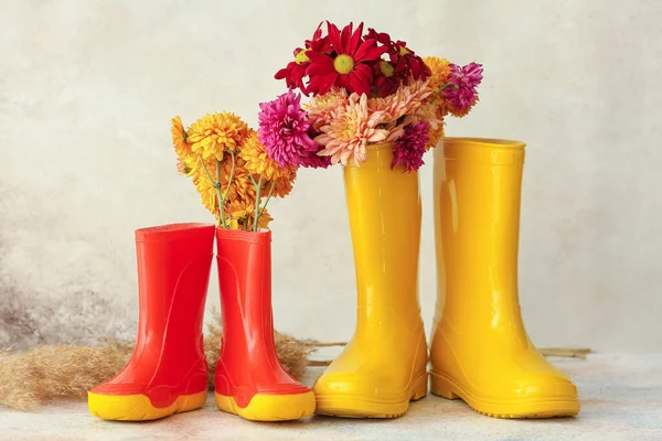 Rubber Boots Autumn Flowers Light Background — Stock Photo, Image