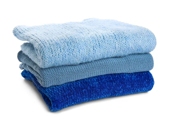 Montón Suéteres Azules Con Estilo Sobre Fondo Blanco — Foto de Stock