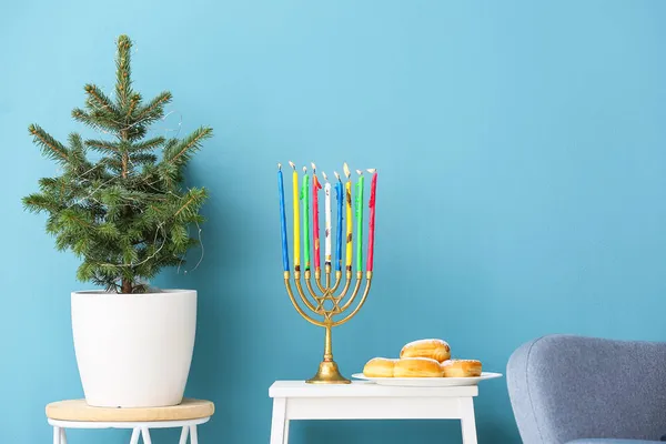 Menorah Donuts Hanukkah Celebration Christmas Tree Room — Stock Photo, Image