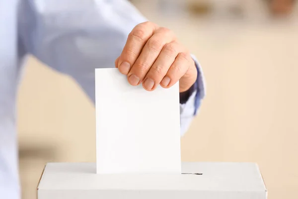 Voting Man Ballot Box — Stock Photo, Image