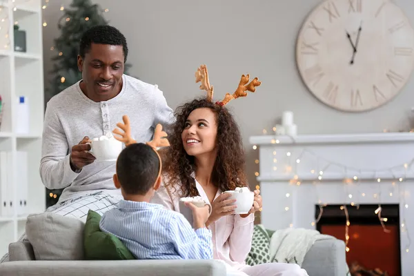 Happy African American Family Drinking Tasty Hot Chocolate Home Christmas — Stock Photo, Image