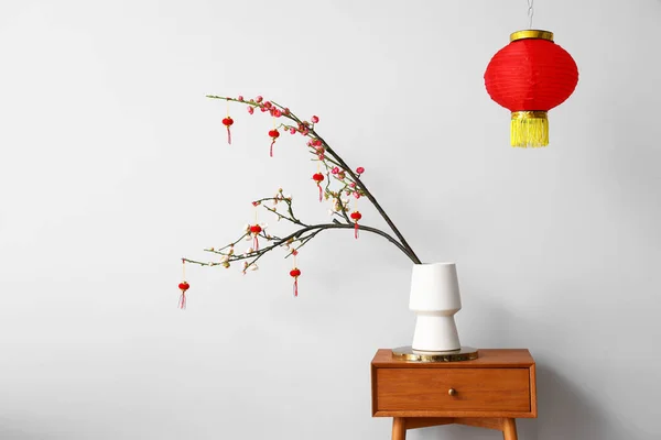 Çin Yeni Yıl Kutlamaları Için Güzel Süsleri Olan Bir Masa — Stok fotoğraf