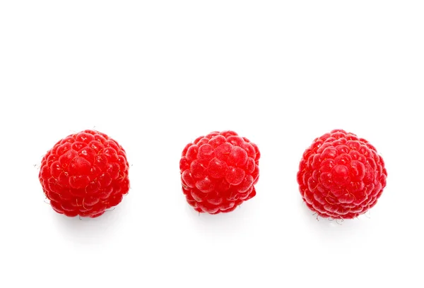 Framboises Mûres Savoureuses Sur Fond Blanc — Photo