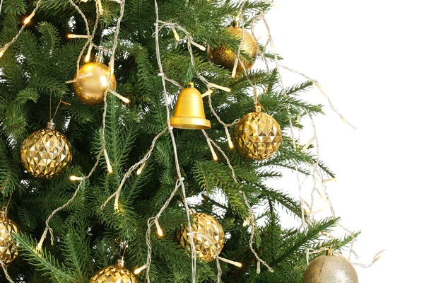 Schön Geschmückter Weihnachtsbaum Isoliert Auf Weißem Hintergrund Nahaufnahme — Stockfoto