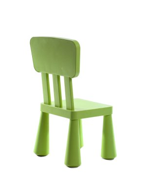 Beyaz arka planda bebek için sandalye