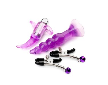 Beyazda izole edilmiş farklı seks oyuncakları.