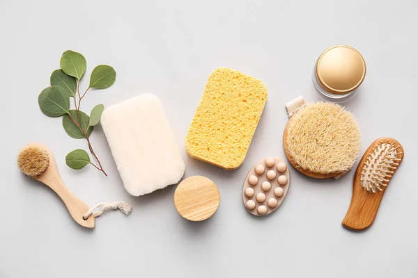 Set Bath Supplies Sponges Brushes Light Background — Stock Photo, Image