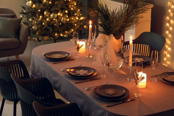 Tavolo Pranzo Con Bella Cornice Celebrazione Del Natale Camera Festiva — Foto Stock