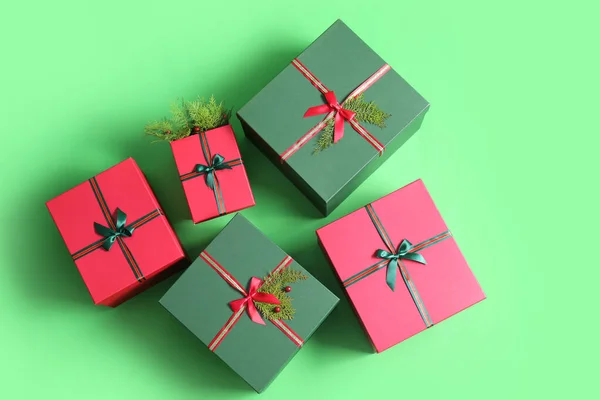 Beautiful Christmas Gift Boxes Green Background — Stock Photo, Image