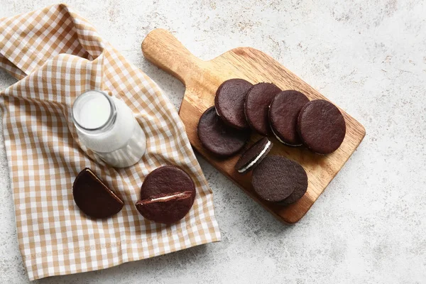 Board Tasty Chocolate Cookies Bottle Milk Light Background — Stock Photo, Image